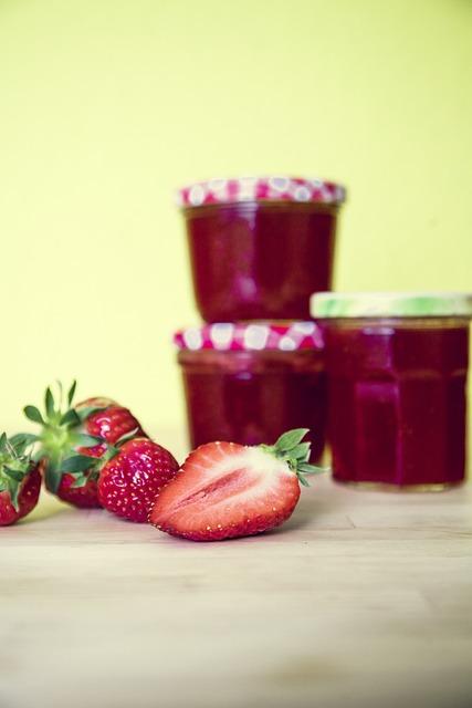 From Garden to⁢ Jar: Easy ⁢Recipes‌ for Homemade Jams and⁤ Preserves